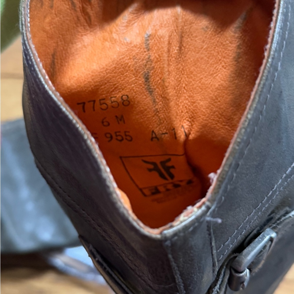 Frye Dorodo Riding Boot - Size 6 - Picture 4 of 6